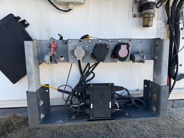 Hladilna polprikolica System Trailer 3 achs Mega Tiefkühl 2,9 m hoch