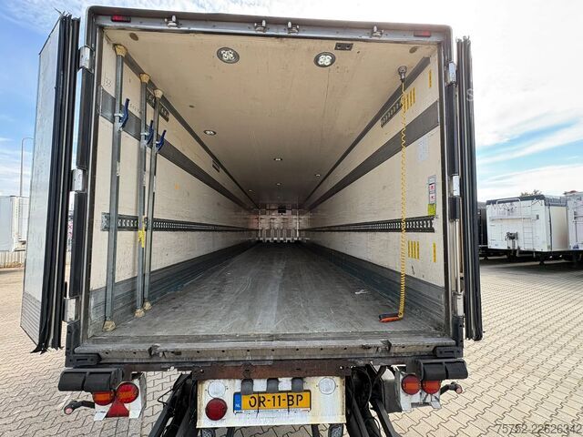 Chladená/mrazená preprava Krone SZ Thermo King SLX100 -30 +30 2T LBW Liftas+Stu...