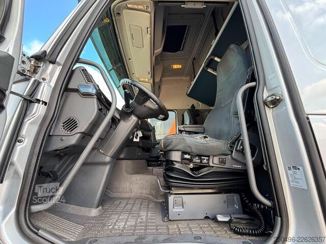Standardowy ciągnik Volvo FH 400 4x2 GLOBE XL
