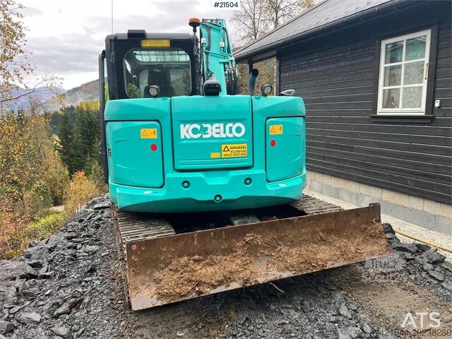 Pelle sur chenilles Kobelco Sk75SR-3E excavator w/ sanding bucket, rototilt an
