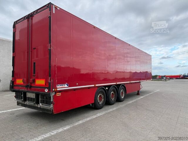 Transporte refrigerado/congelado Schmitz Refrigerated trailer / Kühlauflieger / Køletrailer