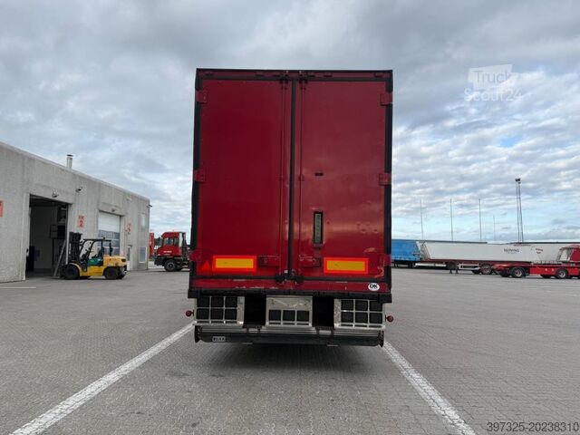 Transporte refrigerado/congelado Schmitz Refrigerated trailer / Kühlauflieger / Køletrailer
