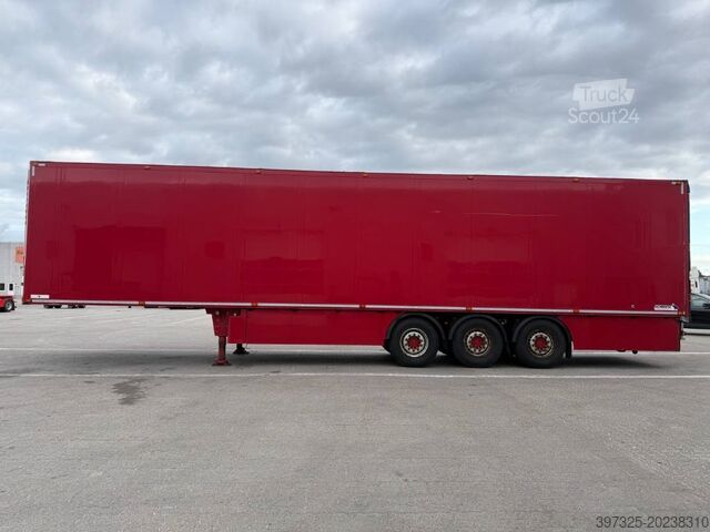 Transporte refrigerado/congelado Schmitz Refrigerated trailer / Kühlauflieger / Køletrailer