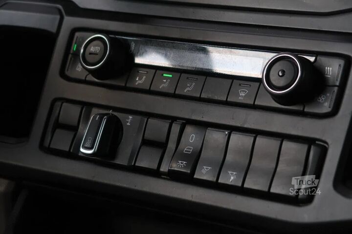 Standard-SZM Scania R410 NGS LNG/ RETARDER/ ACC/ 2X TANK/ DIFF LOCK