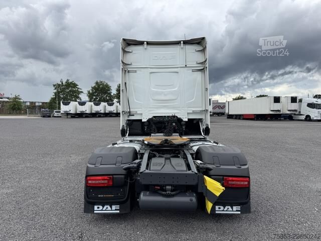 Стандартный седельный тягач DAF XG 530 FT 4x2 Standklima Intarder