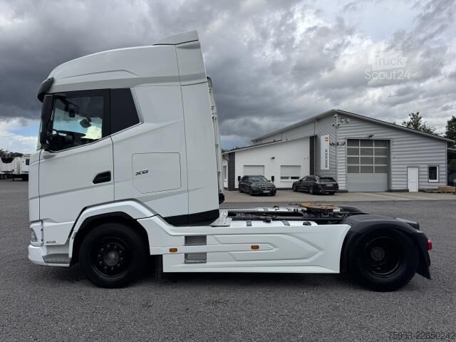 Стандартный седельный тягач DAF XG 530 FT 4x2 Standklima Intarder
