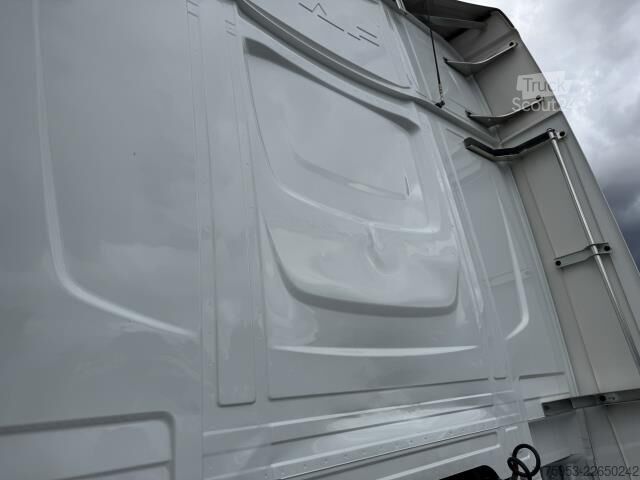 Стандартный седельный тягач DAF XG 530 FT 4x2 Standklima Intarder