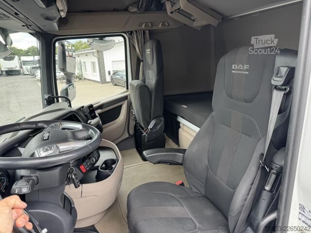 Стандартный седельный тягач DAF XG 530 FT 4x2 Standklima Intarder
