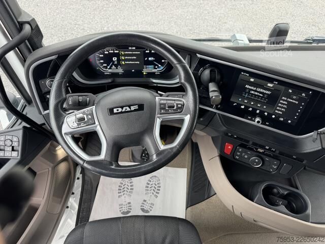 Стандартный седельный тягач DAF XG 530 FT 4x2 Standklima Intarder