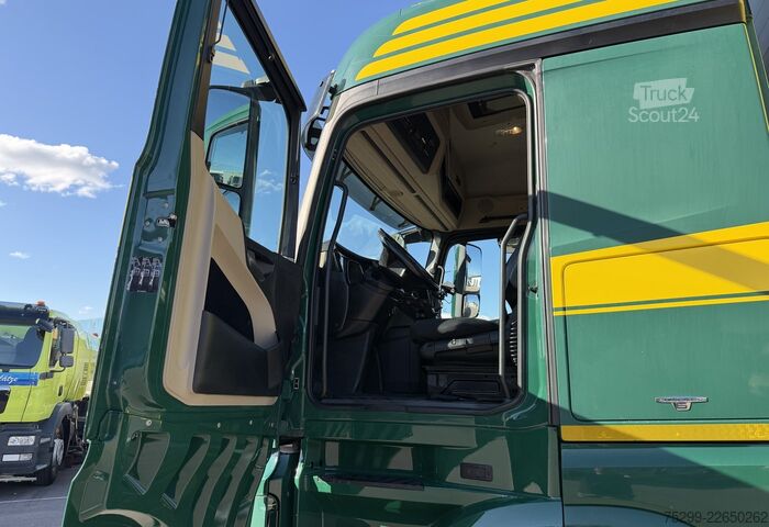 Autocarro con pianale e telone Mercedes-Benz Actros 1845 4x2 Plane/HB / Swiss-Vehicle