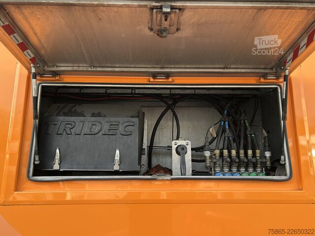 Чемодан Burgers 0 DGPL / Double Stock / Race Trailer / Box / Bi...