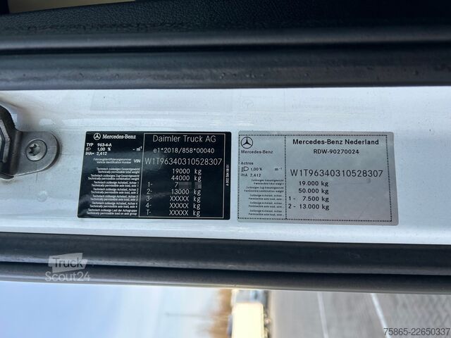 Standard-SZM Mercedes-Benz Actros 1842 Streamspace / 457 dkm / Full Spoile...