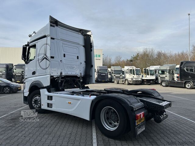 Padrão-SZM Mercedes-Benz Actros 1842 Streamspace / 457 dkm / Full Spoile...