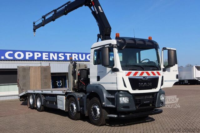 شاحنة نقل سيارات مغلقة MAN TGS 35.360 8x2 Oprijvrachtwagen + Hiab 228 E3