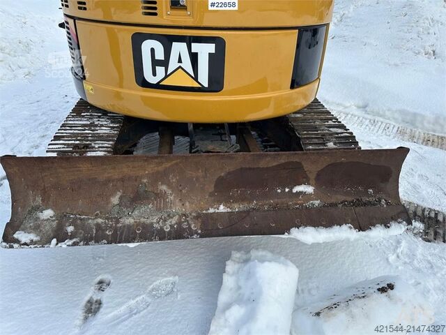 ķēžu ekskavators CAT 308D excavator w/ 2 buckets and tiltrotator. Newly
