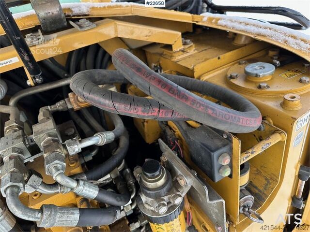 Escavadora de rastos Caterpillar 308D