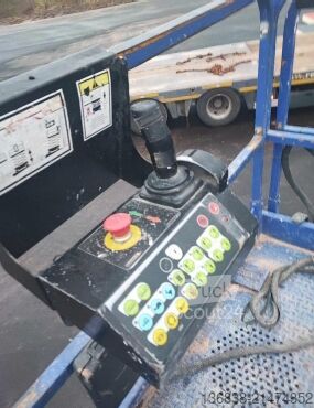 Nacelle à ciseaux Haulotte Compact 12 DX 12,06 m