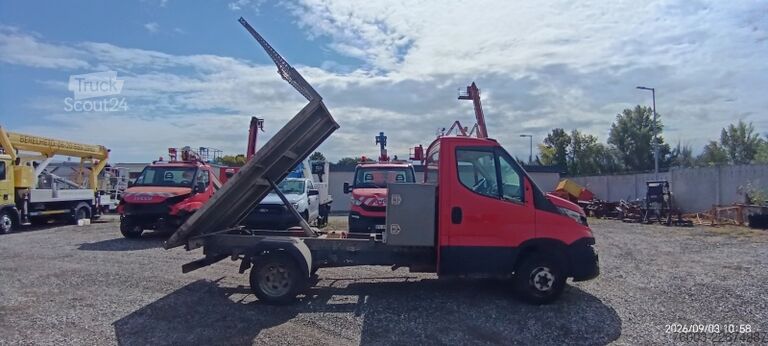 Kombi s prekucnikom Iveco 35C13
