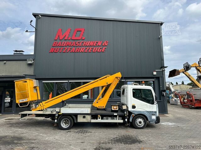Vrachtwagenhoogwerker Nissan Cabstar