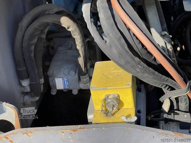 Adoquín Dynapac / ATLAS COPCO F 1200 CS