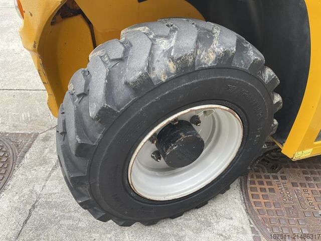 Teleszkópos rakodó Manitou MT 420 H