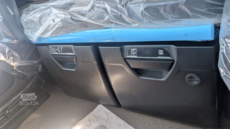 Trattore stradale standard IVECO SWAY 580