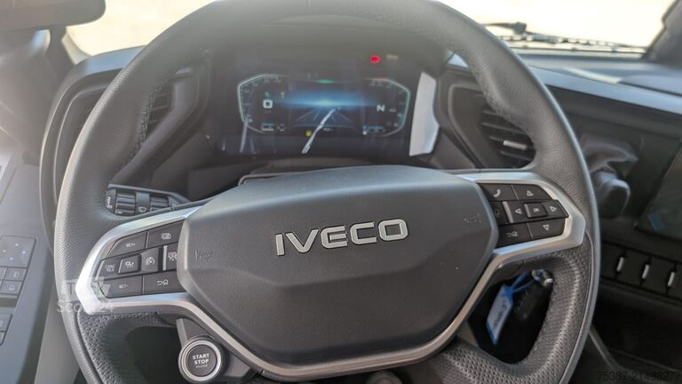 Trattore stradale standard IVECO SWAY 580