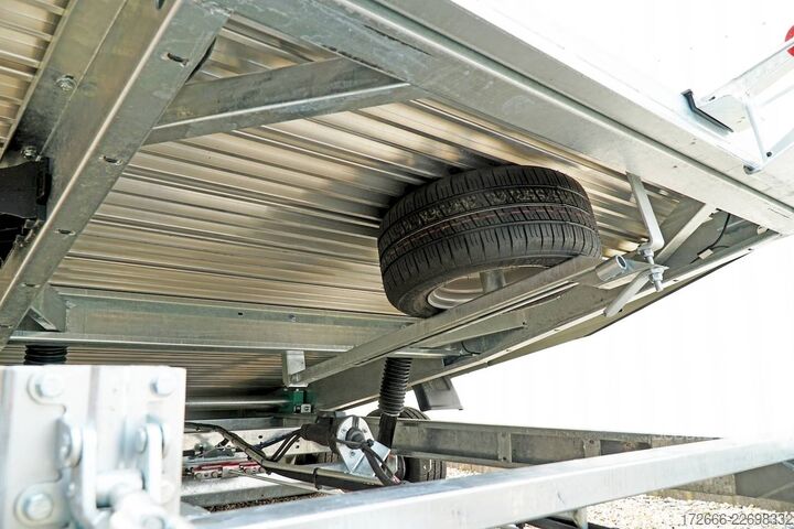 Biltransport varebil Vezeko IMOLA 27.43 RACE MASTER | HANDSEILWINDE 502X209CM 2700KG AUTOTRAILER