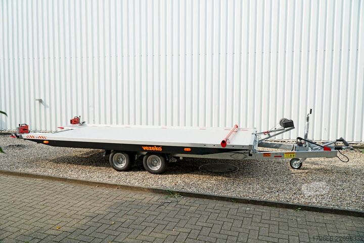 Biltransport varebil Vezeko IMOLA 27.43 RACE MASTER | HANDSEILWINDE 502X209CM 2700KG AUTOTRAILER