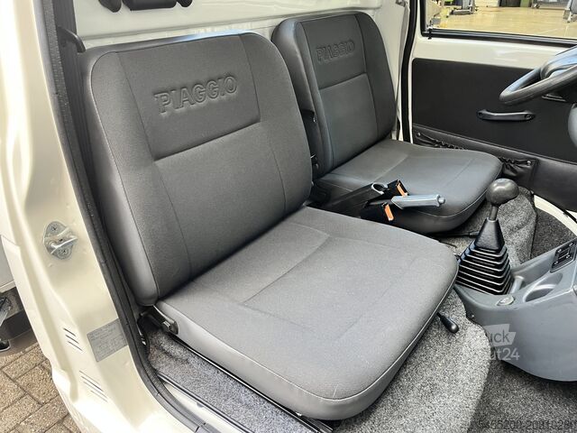 Kippiauto Piaggio Porter 1.3 Kipper CNG en Benzine met Radio 2-pe...