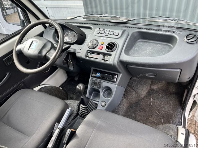 Volquete Piaggio Porter 1.3 Kipper CNG en Benzine met Radio 2-pe...