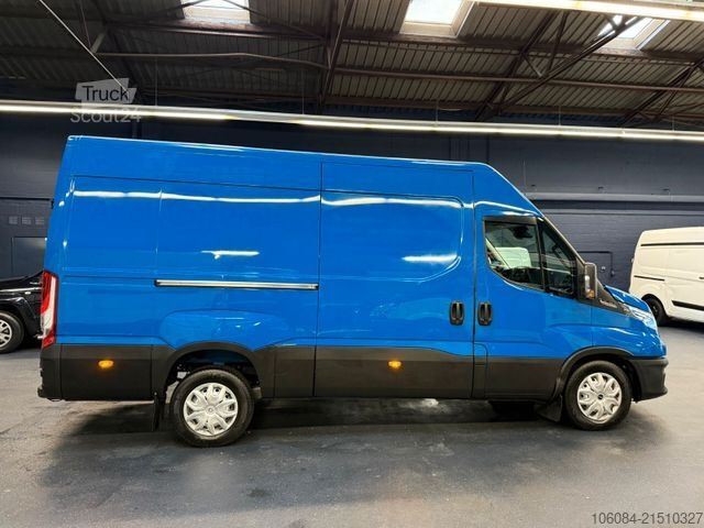 Kombi z visokim stropom IVECO Daily 35S18 Kasten L2H2 STHZ LED R-CAM AHK 3,5T