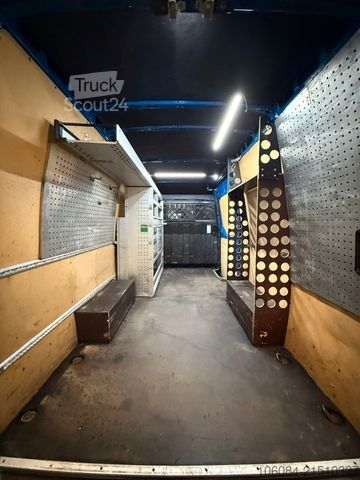 Kombi z visokim stropom IVECO Daily 35S18 Kasten L2H2 STHZ LED R-CAM AHK 3,5T