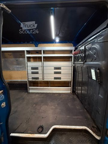 Kombi z visokim stropom IVECO Daily 35S18 Kasten L2H2 STHZ LED R-CAM AHK 3,5T