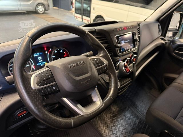 Kombi z visokim stropom IVECO Daily 35S18 Kasten L2H2 STHZ LED R-CAM AHK 3,5T