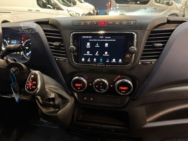 Kombi z visokim stropom IVECO Daily 35S18 Kasten L2H2 STHZ LED R-CAM AHK 3,5T