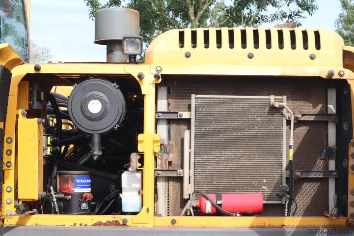 Koparka gąsienicowa Volvo EC220D L | BUCKET | QUICK COUPLER | CENTRAL LUBE