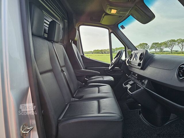  MERCEDES-BENZ SPRINTER 319 L3H2 V6 3.0Ltr Maxi!