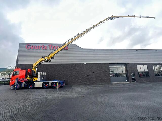 Crane truck Volvo FH 500 8x2 FR TREKKER / BAKWAGEN MET HIAB X-HIP...