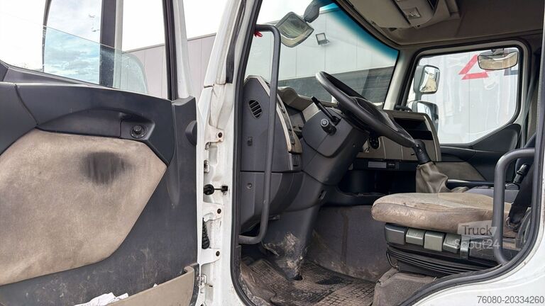 Tracteur standard Renault Premium 450 DXI (BOITE MANUELLE / MANUAL GEARBOX)