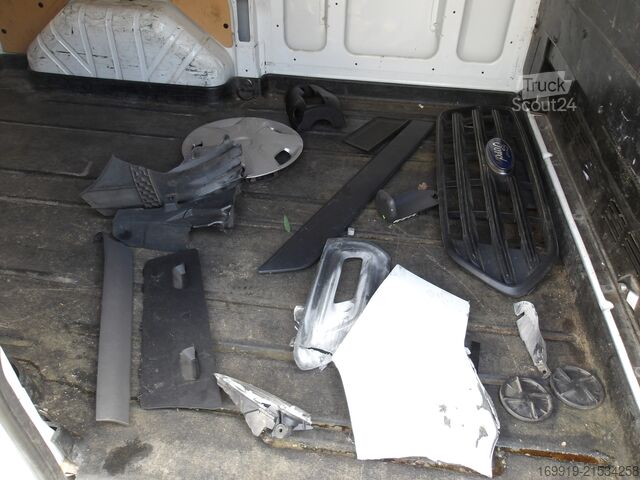 Panel van Ford Transit Custom  Ongeval schade