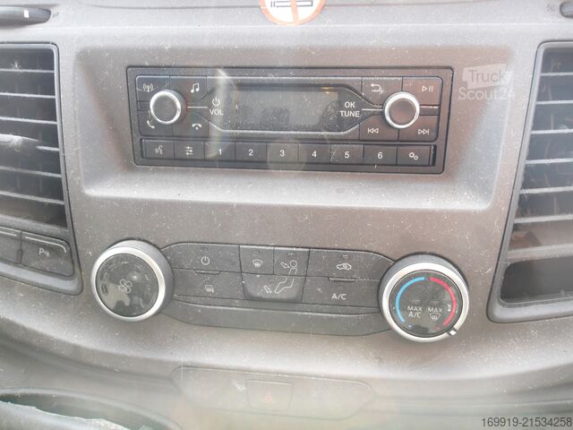 Panel van Ford Transit Custom  Ongeval schade