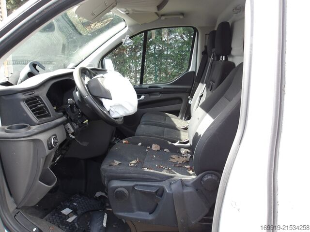 Panel van Ford Transit Custom  Ongeval schade