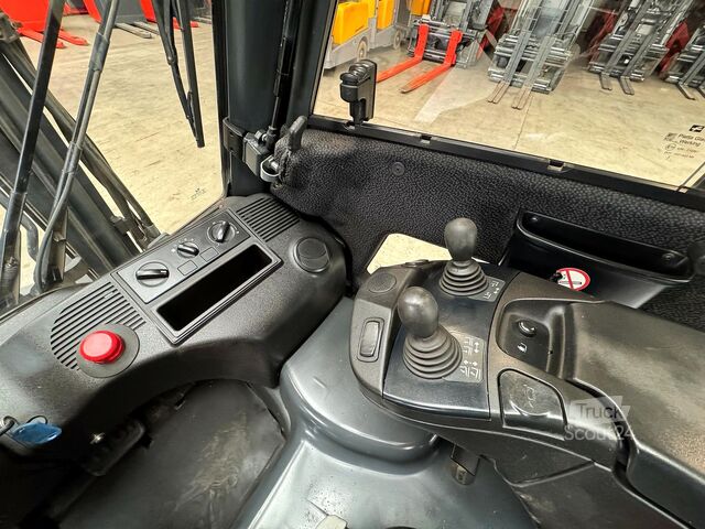 3.+4.V Seitenschieber Elektro 7.399 h Linde E 20PH