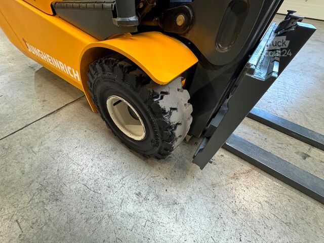 S+UVV 05/27 Seitensch. Elektro 10.574 h Jungheinrich EFG 115