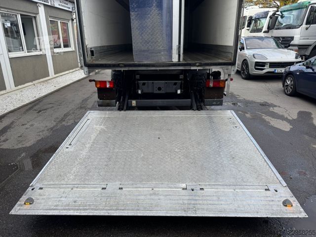 Camion refrigerato MERCEDES-BENZ Atego/1524L/Kühlkoffer/Euro5/Schaltgetriebe/TÜV