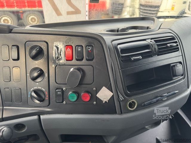 Camion refrigerato MERCEDES-BENZ Atego/1524L/Kühlkoffer/Euro5/Schaltgetriebe/1624