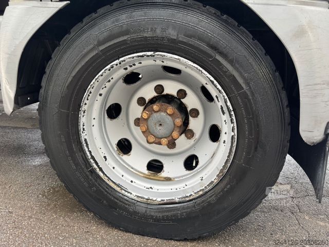 Camion refrigerato MERCEDES-BENZ Atego/1524L/Kühlkoffer/Euro5/Schaltgetriebe/1624