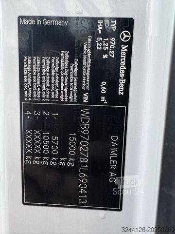 Camion refrigerato MERCEDES-BENZ Atego/1524L/Kühlkoffer/Euro5/Schaltgetriebe/1624