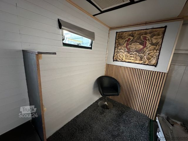 Transporter mit Koffer MERCEDES-BENZ Atego 3 4x2 AUTOMATIK*WOHNMOBIL*CAMPER*LBW*EURO6